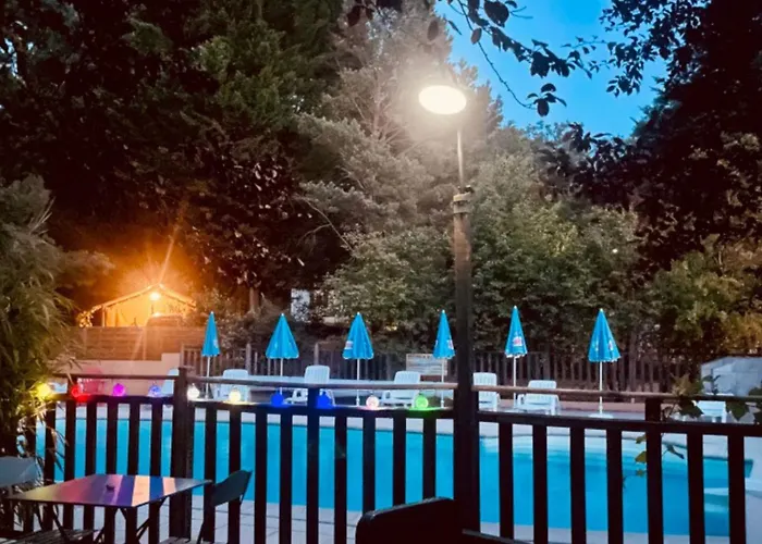 Mobil-home Confortable Avec Terrasse Au Calme - Api-1-52-915 *